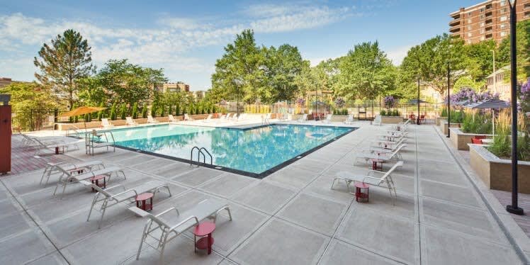 Veitch Residence - Image 39