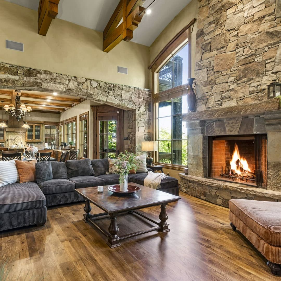 Greenbriar Place - Image 1