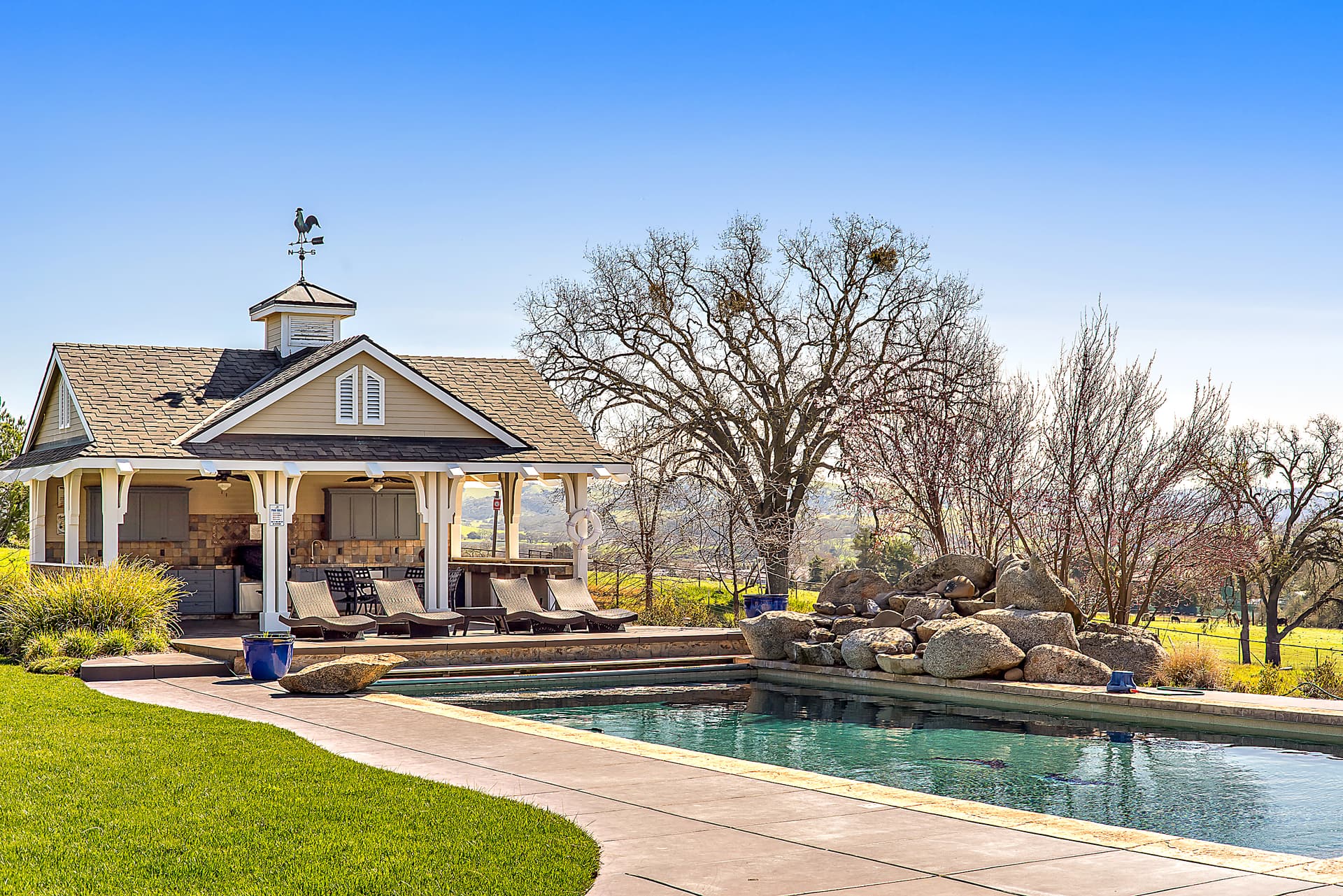 Frontier Farmhouse - Image 51