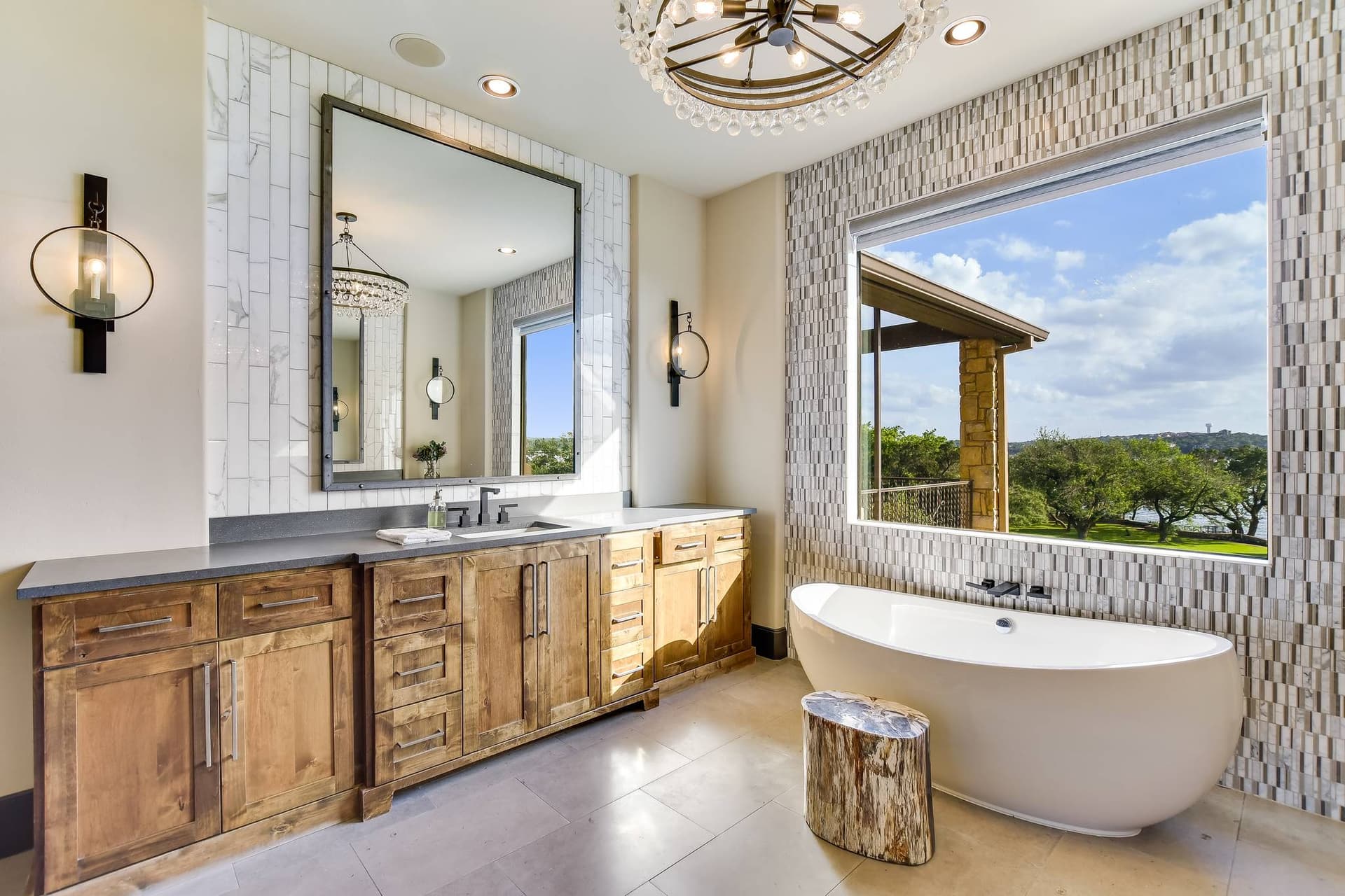 Sunset Point on Lake Travis - Image 25