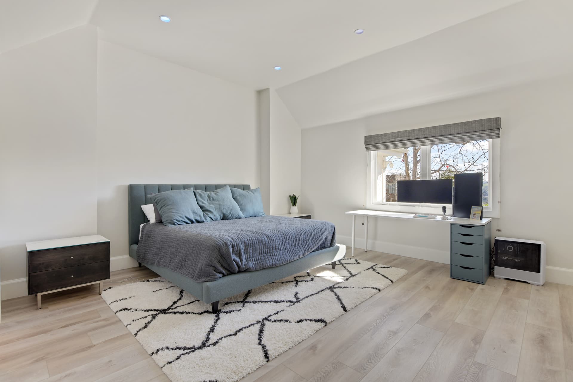 Laguna Hills Estate - Image 47