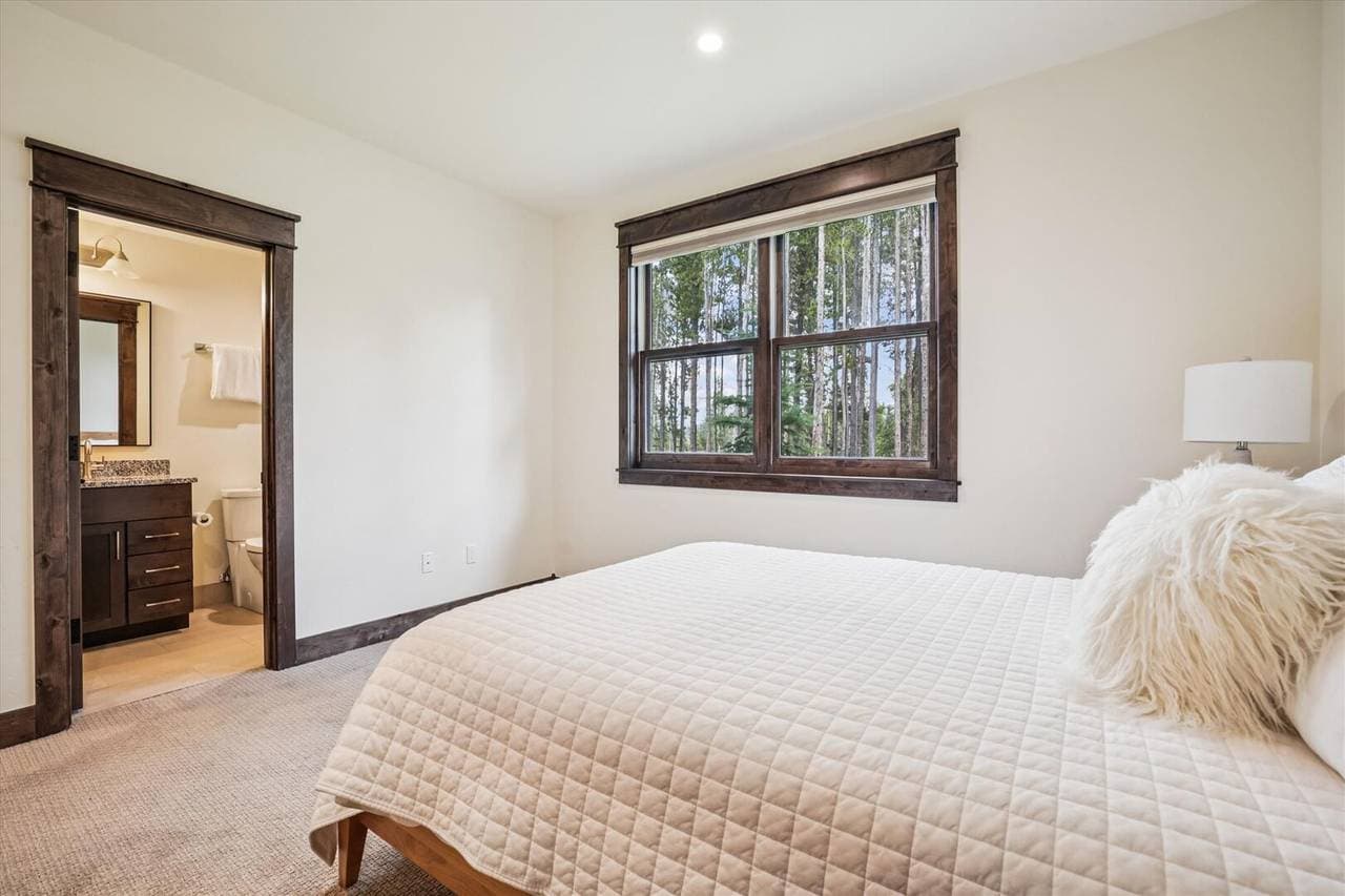 Breck Mountain Getaway - Image 30