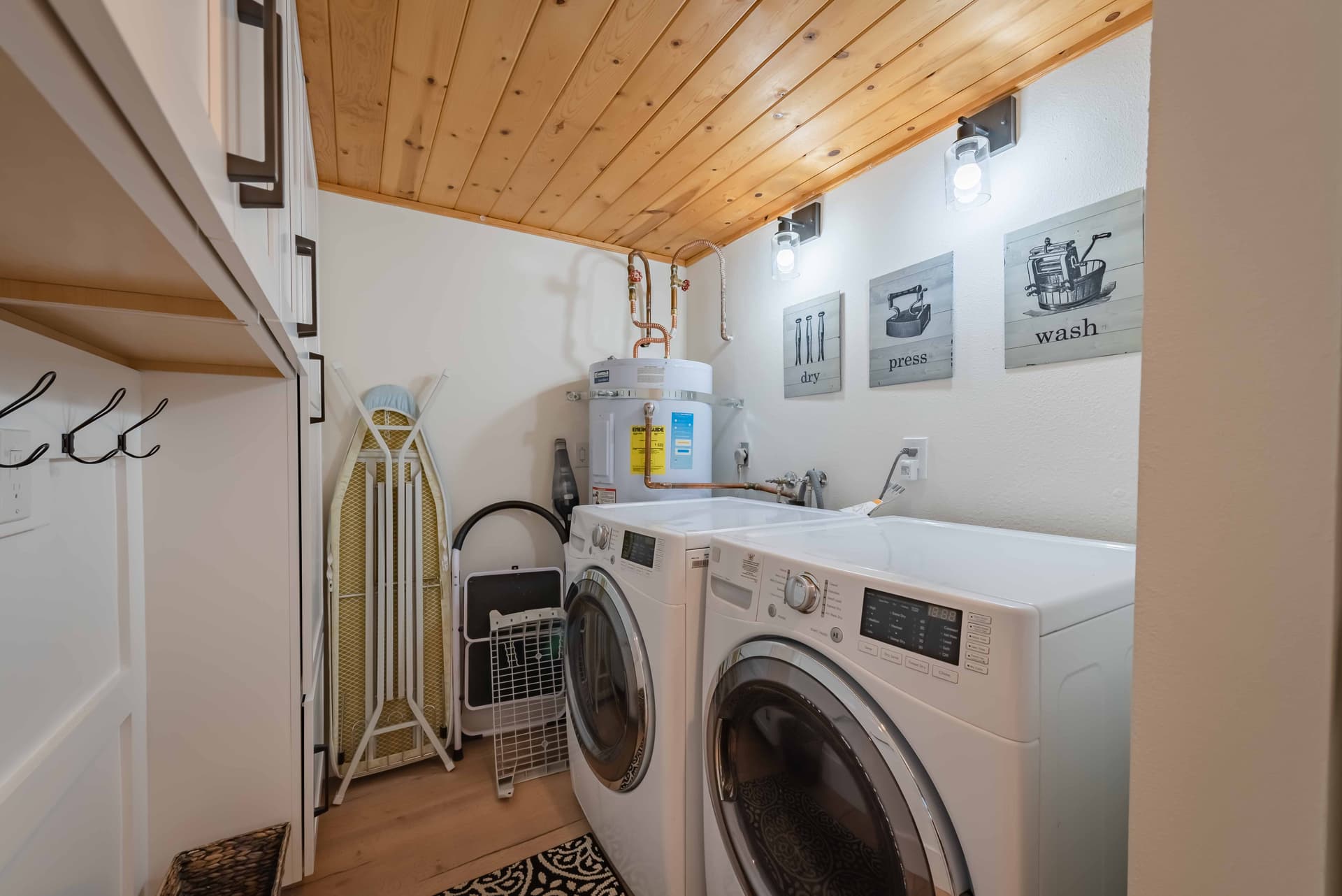 Hidden Acre Vineyard Estate - Image 41