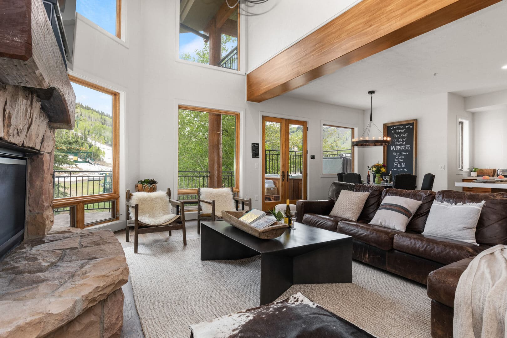 Sterling Lodge - Image 1