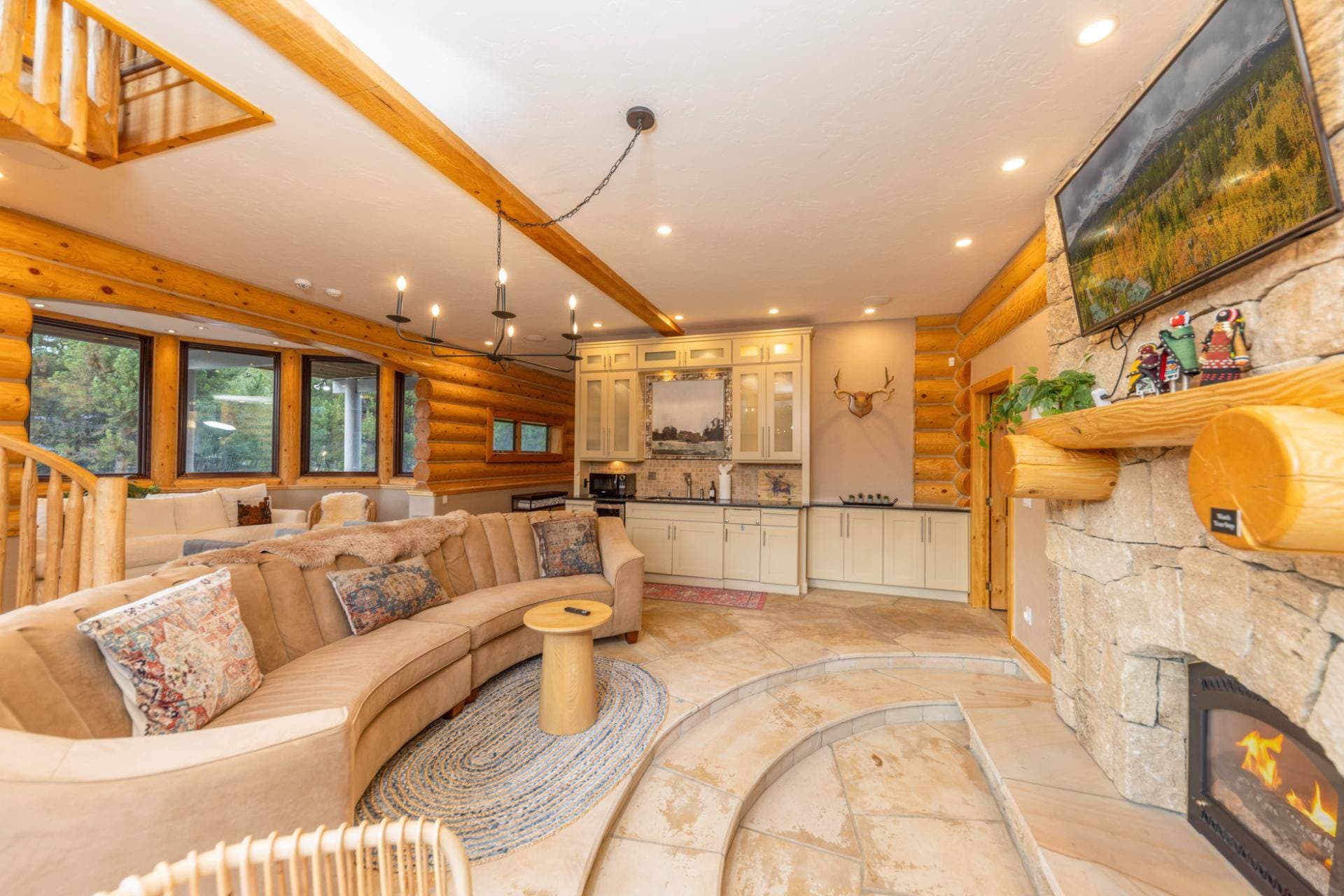 Modern Ski Home - Image 4