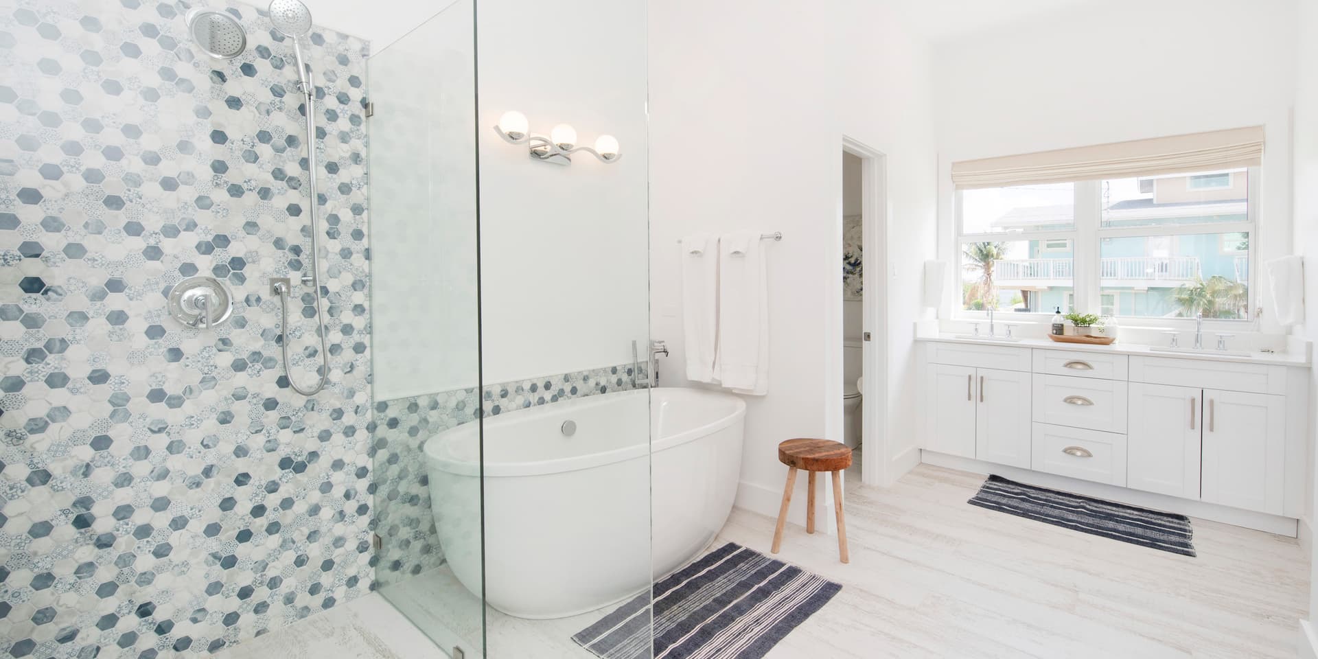 Fantasea and Guest Cottage - Image 16