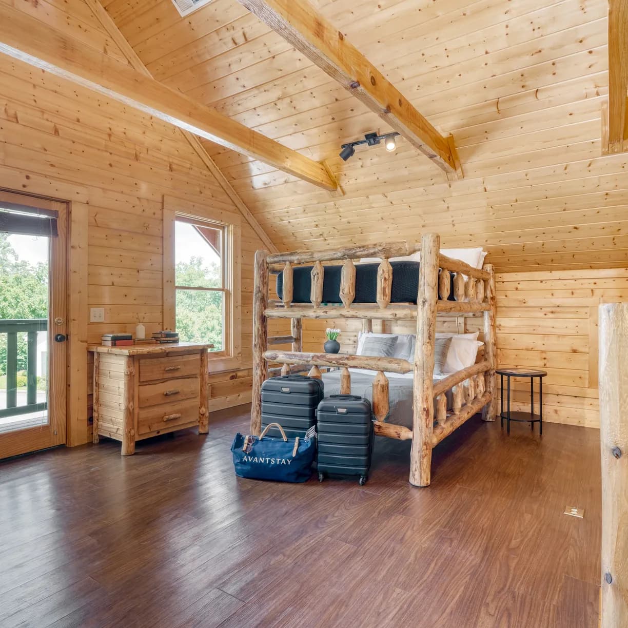 Delmont Manor - Image 32