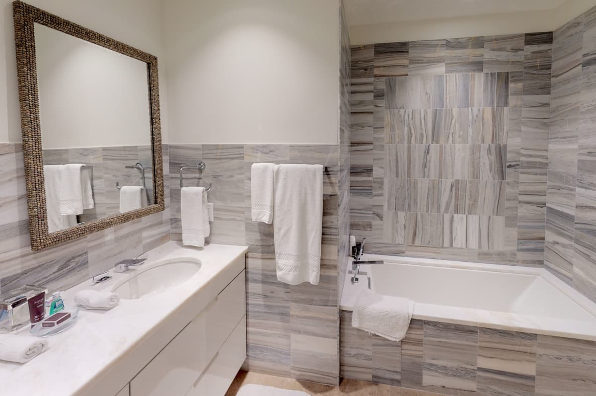 Ritz-Carlton Residence #612 - Image 7