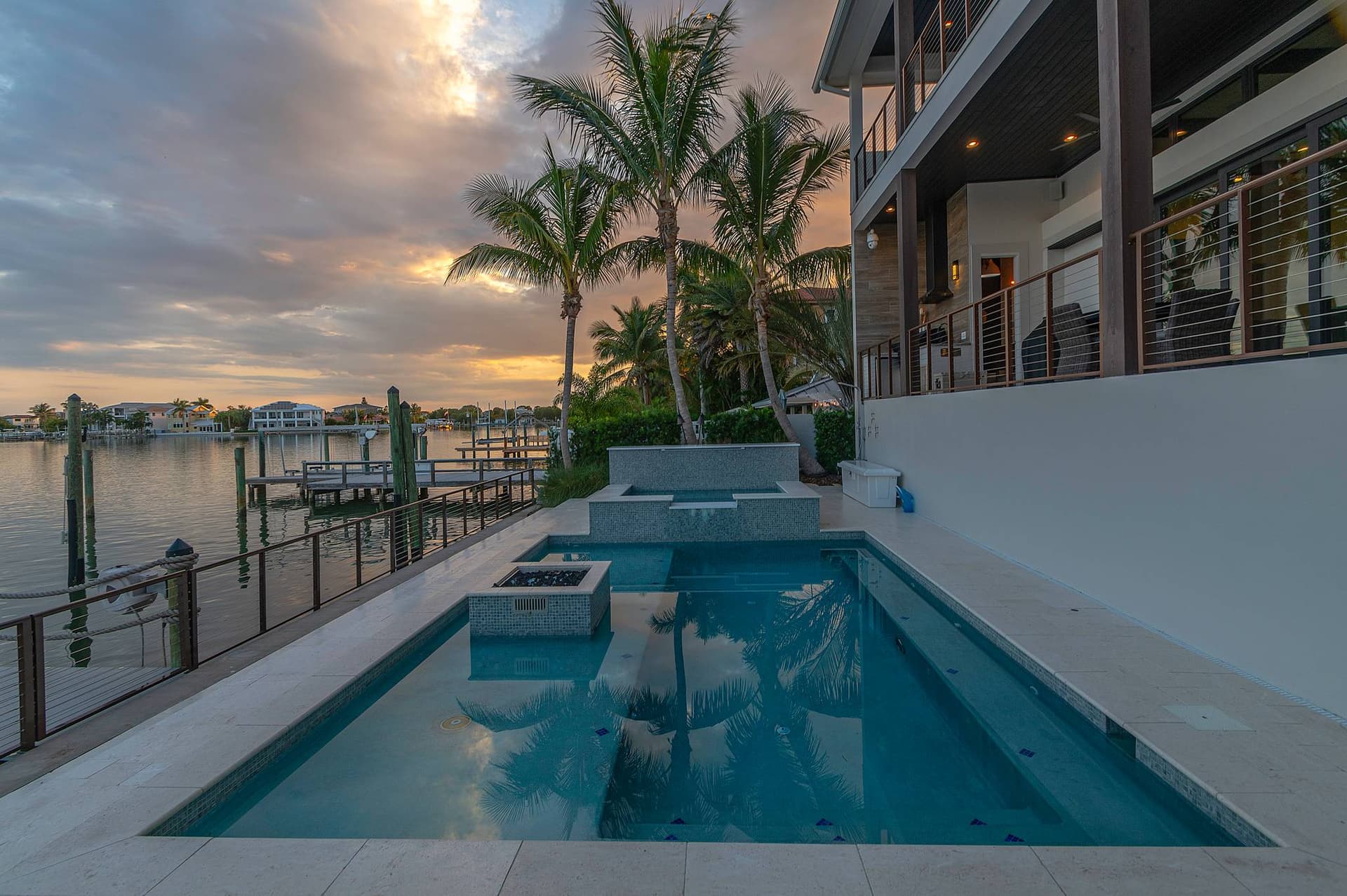 Bayside Paradise Mansion - Image 85