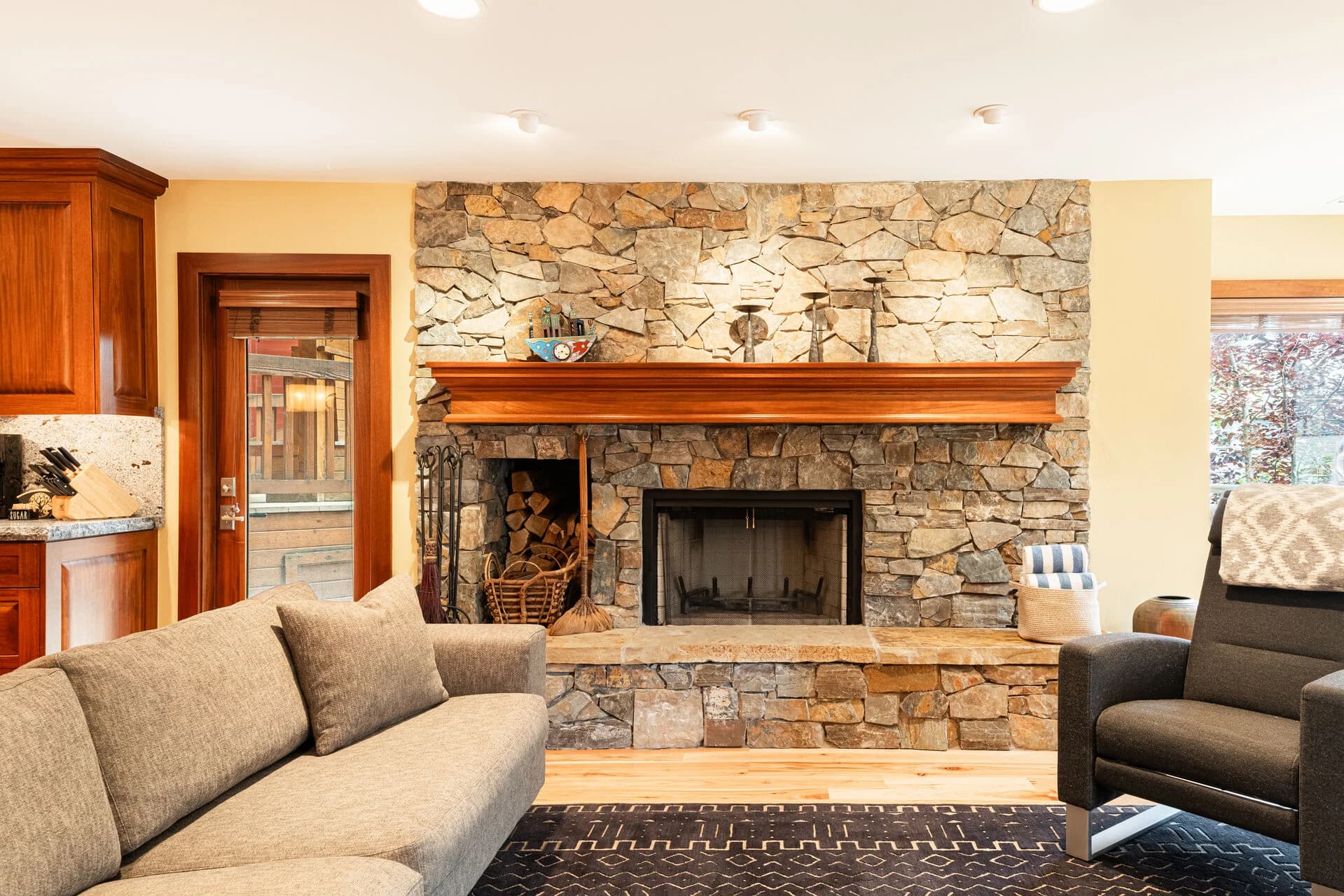 Silver Cliff Village #107 - Image 5