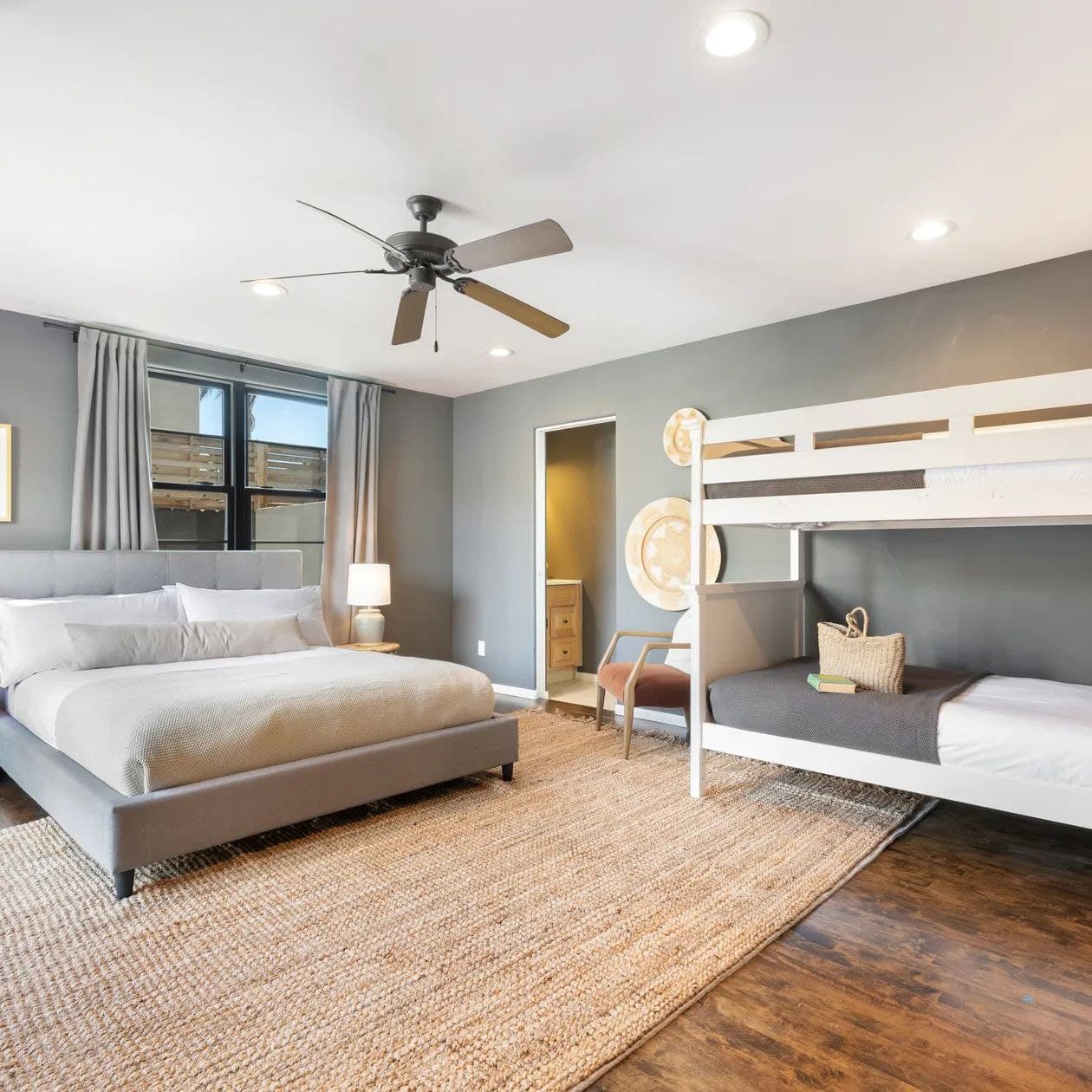 Vista Del Mar - Image 19