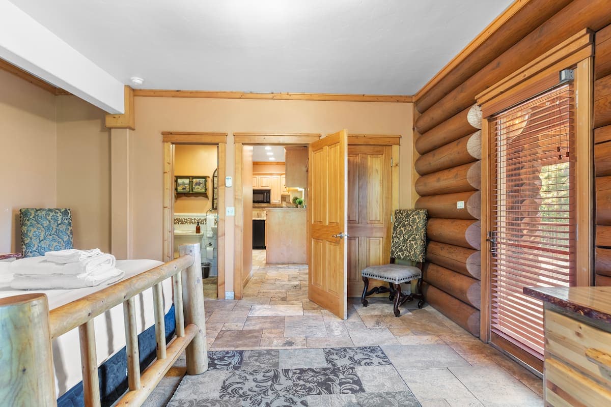 Eagle Ridge Retreat - Image 22