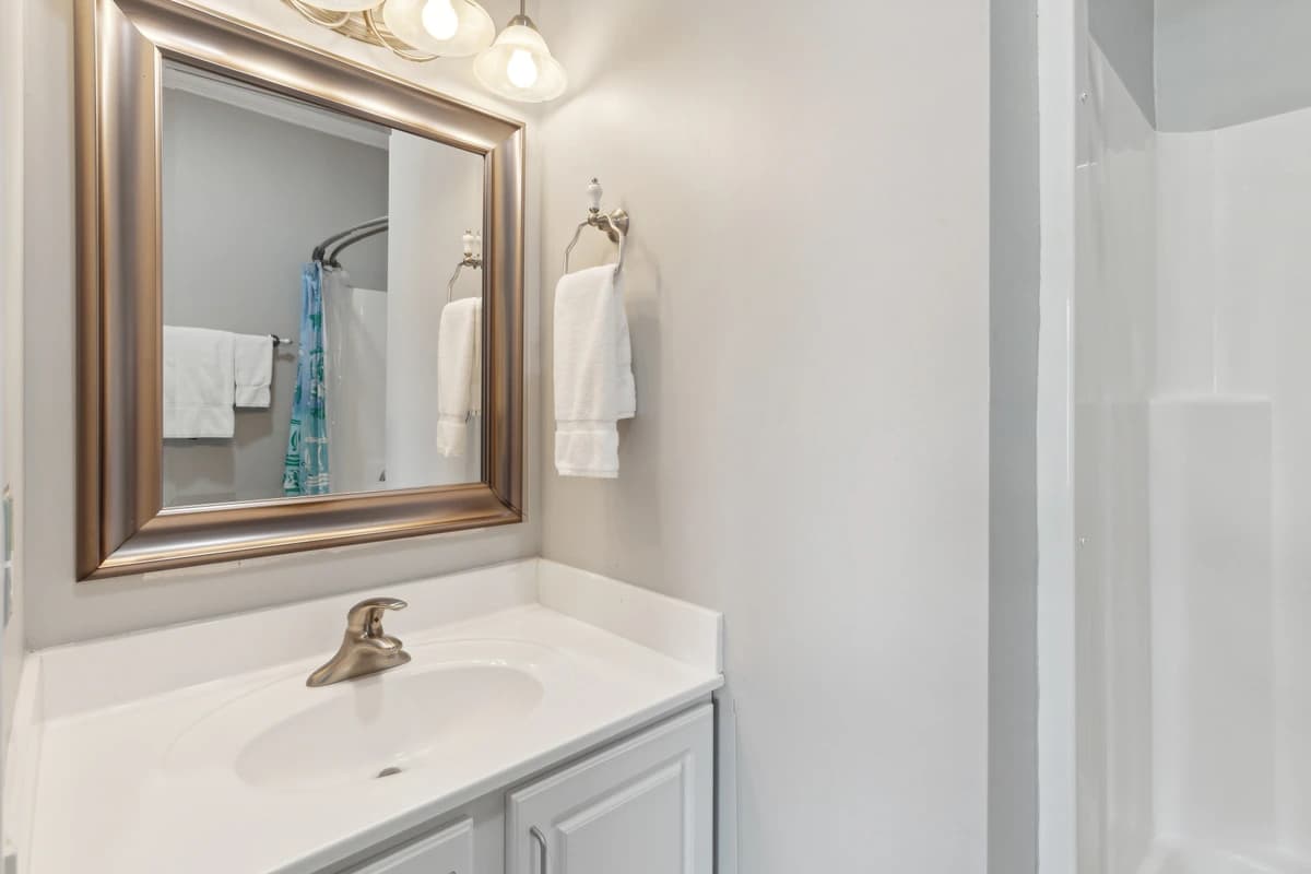 Cameron Palms - Image 41