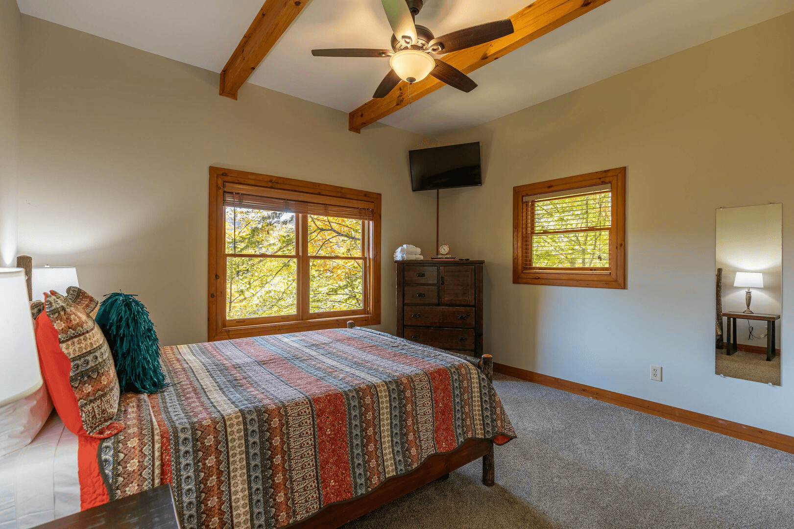 Log Inn at River Ridge - Image 22