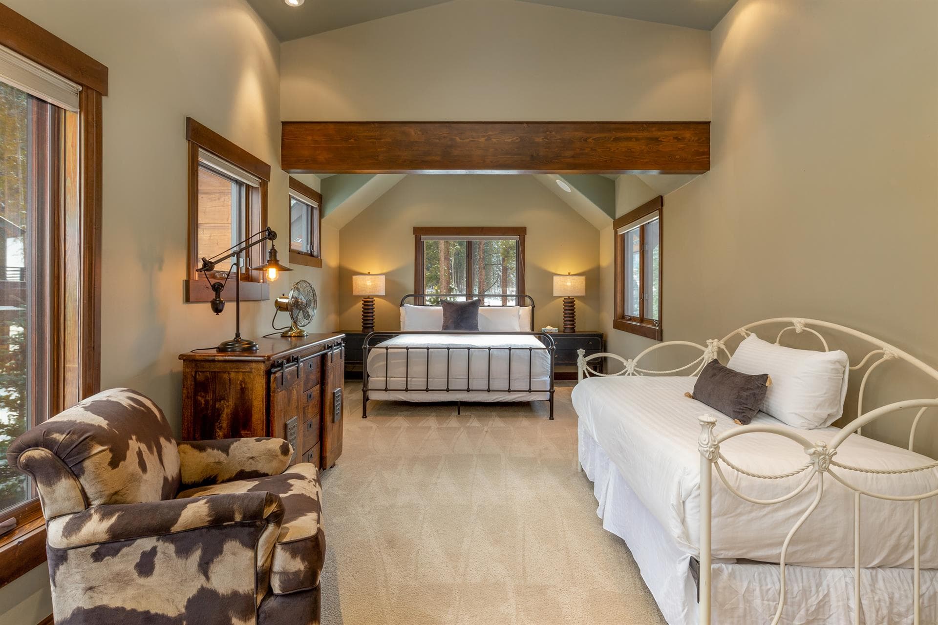 Independence House - Image 23