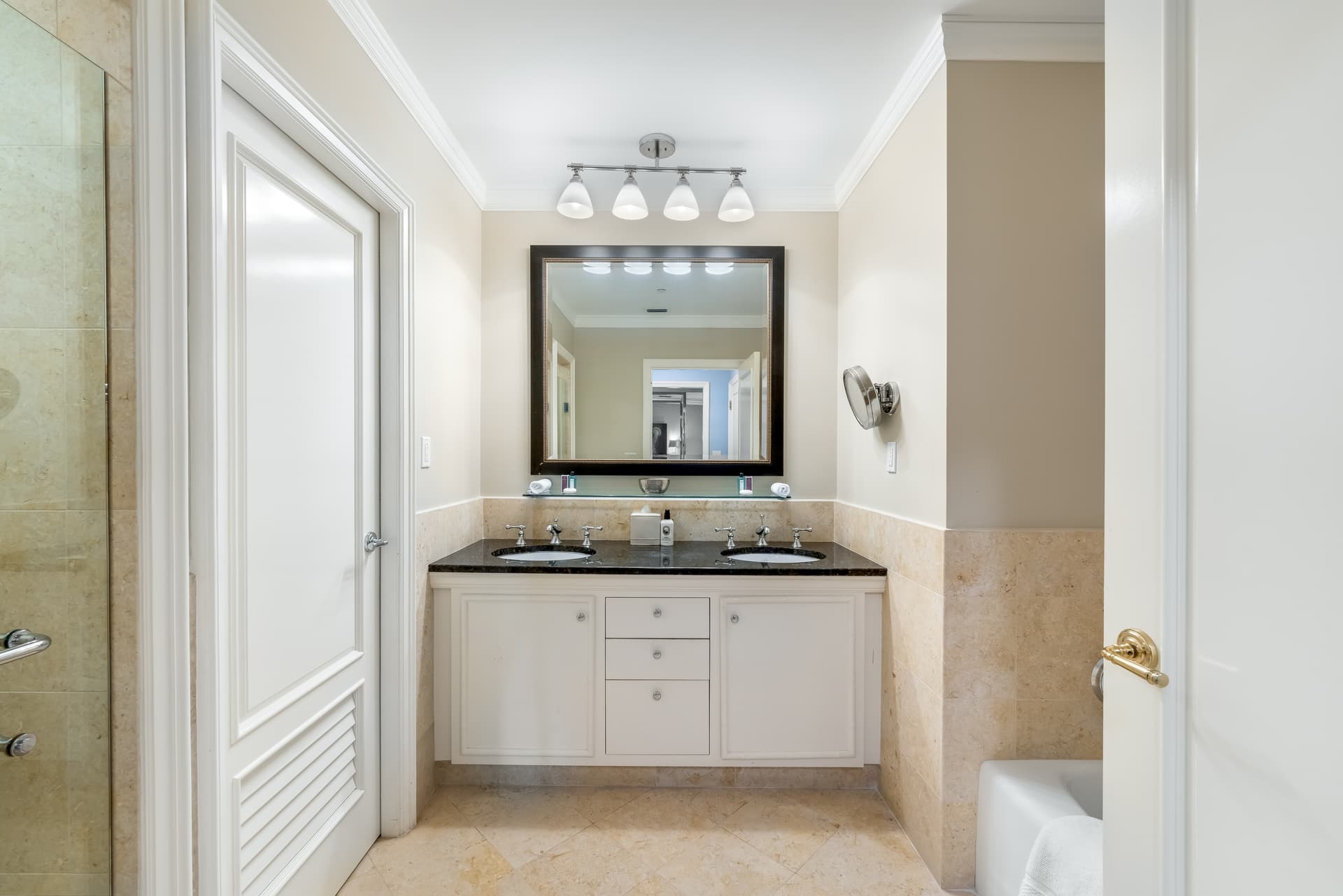 Ritz-Carlton Residence #410 - Image 10