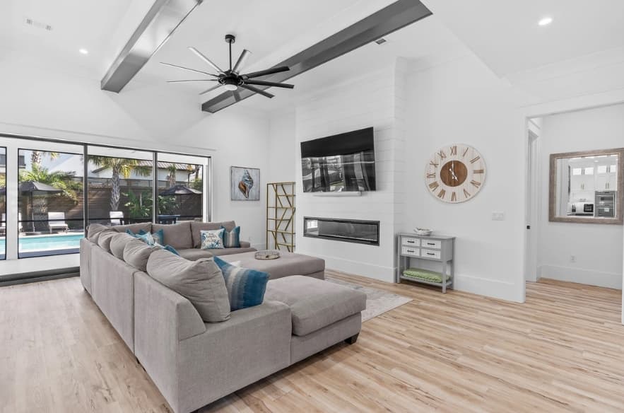 Happy by the Sea - Image 10