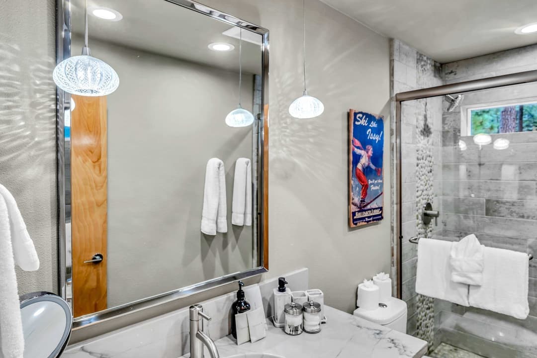 Upscale Incline Village Home - Image 23