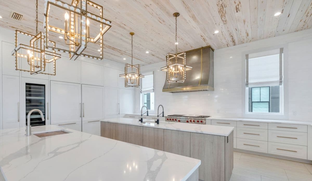 Sapphire Shores - Image 29