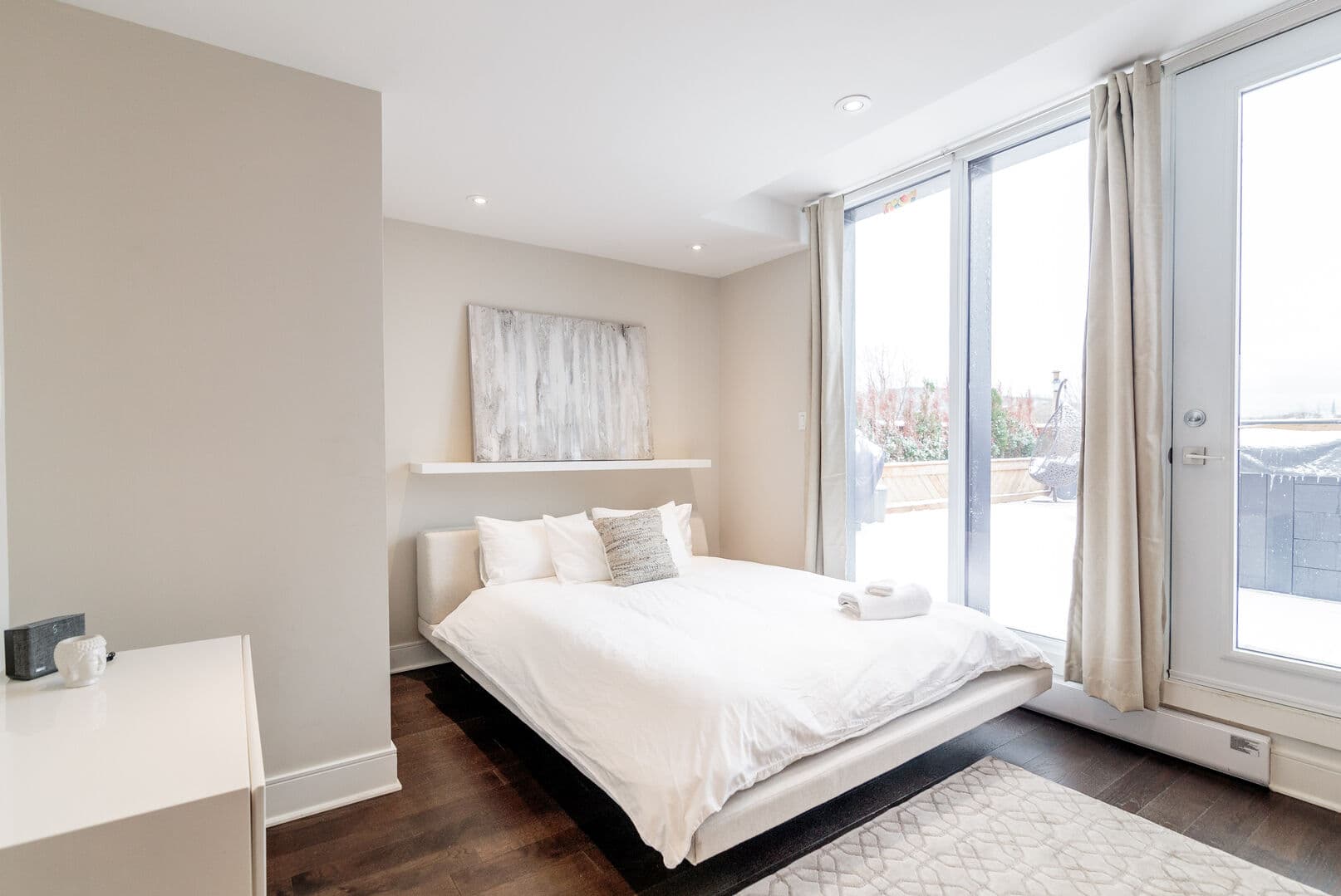 Clock House - Image 18