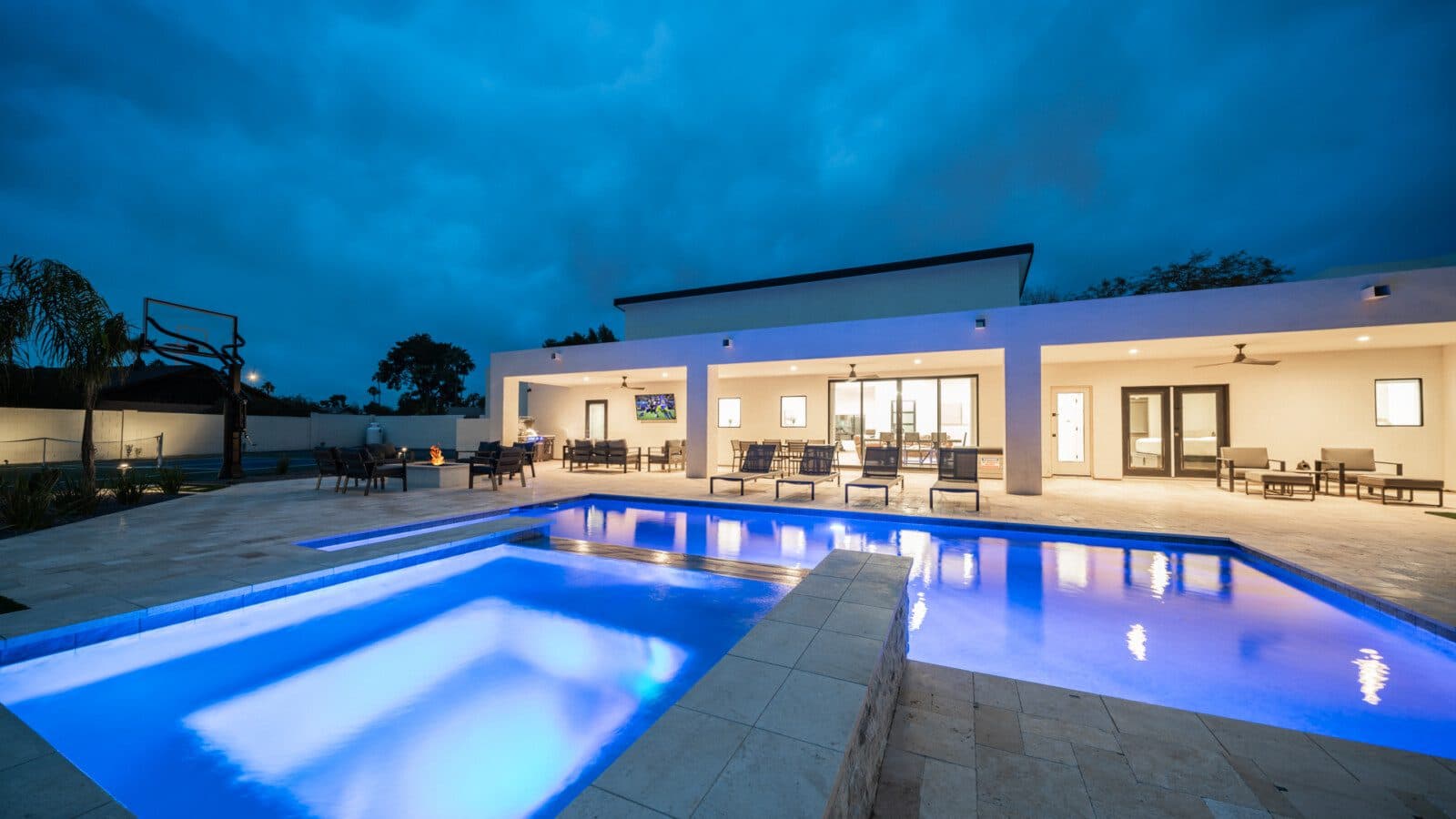 Palm Silhouette Villa - Image 35