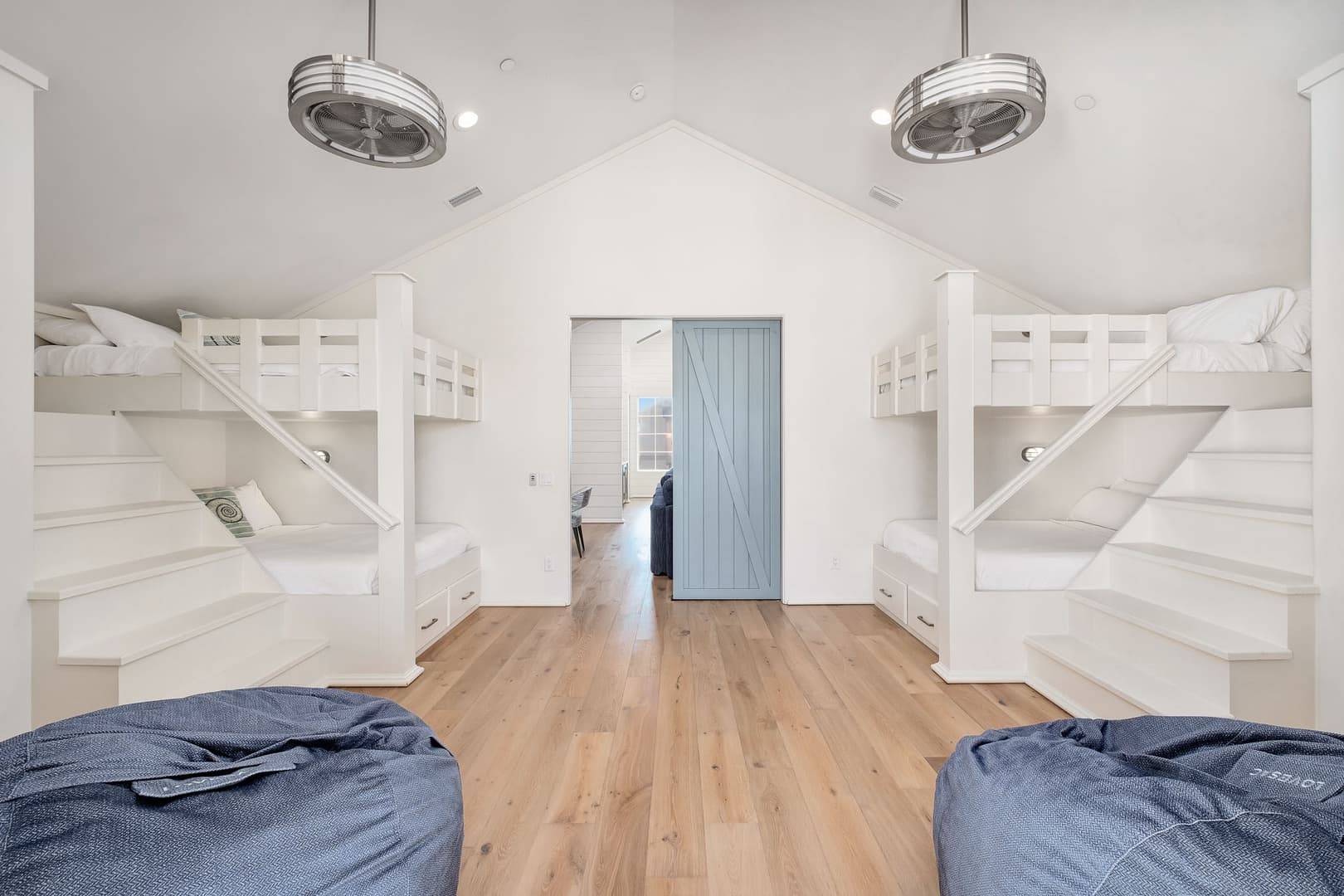 Dogwood Lookout - Image 45