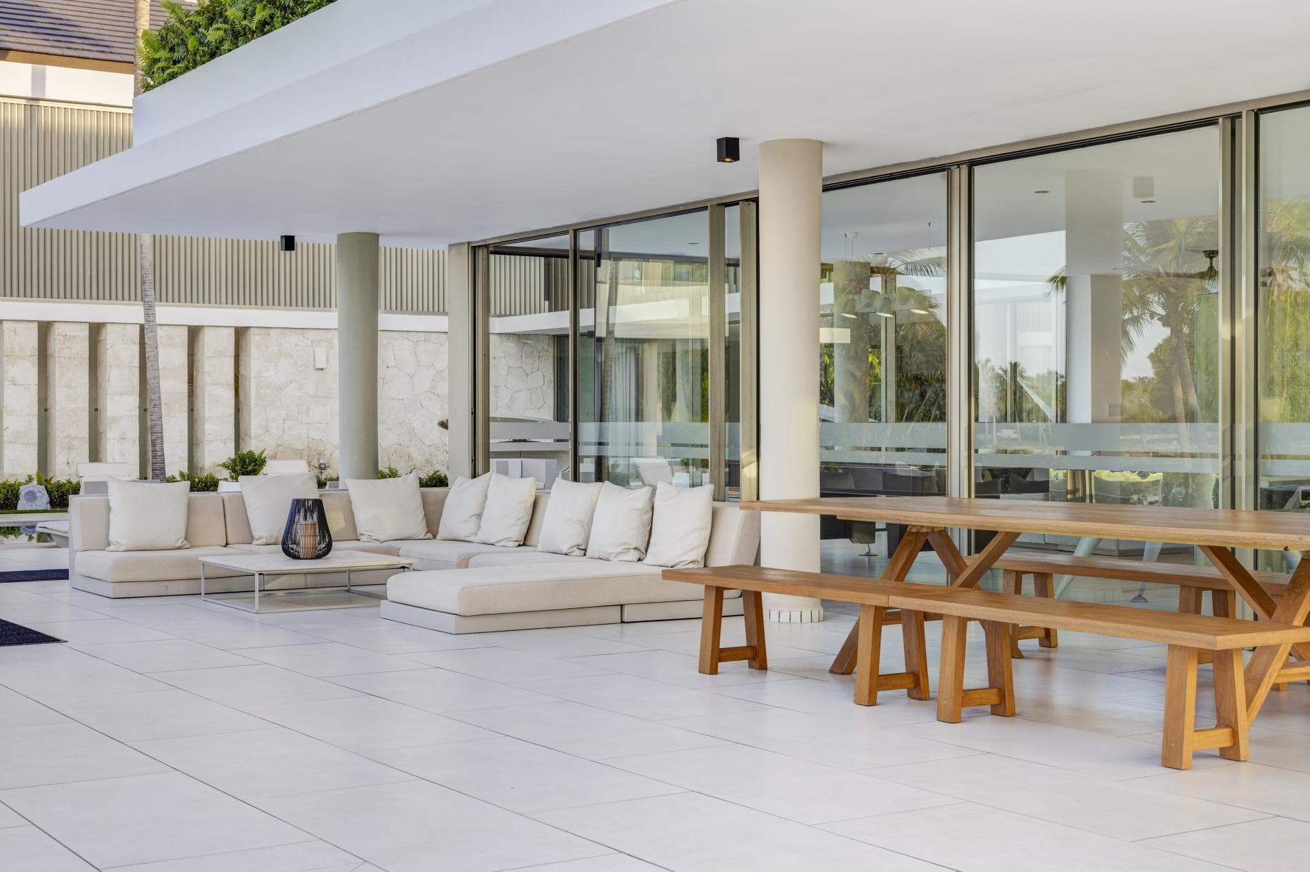 Royale Estate - Image 25