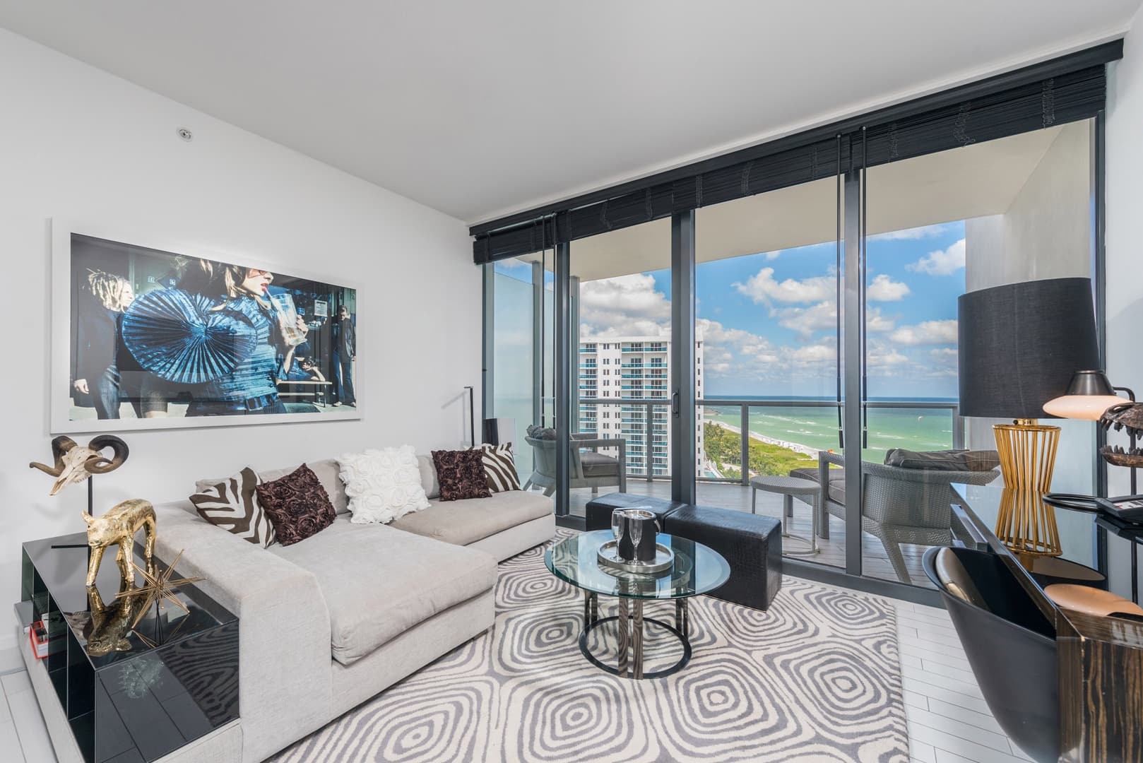 W South Beach Residence #1229 - Image 26