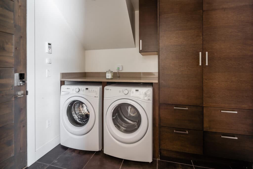 Six Silver Speaks - Image 6