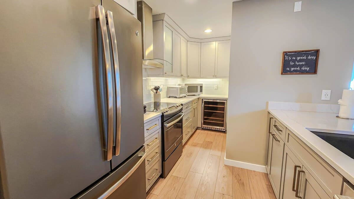 Summit Glow - Image 5