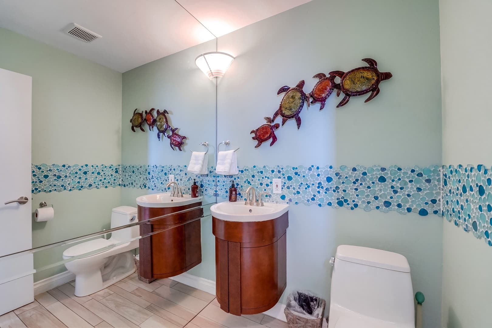 Mai Tai Beach House - Image 11