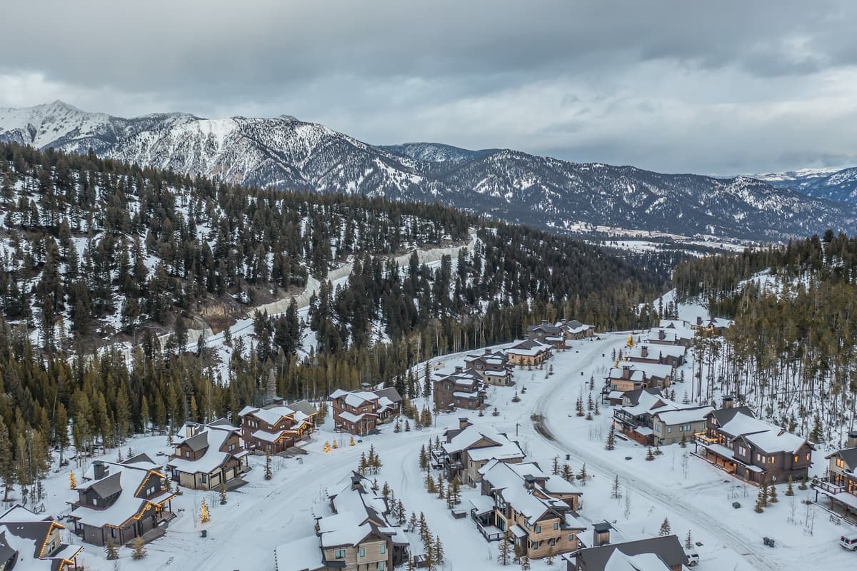 Highlands Cabin #36 - Image 43