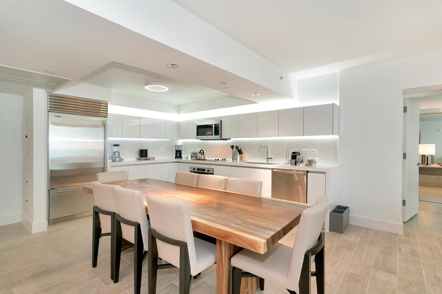 1 Hotel Residence #919 - Image 15