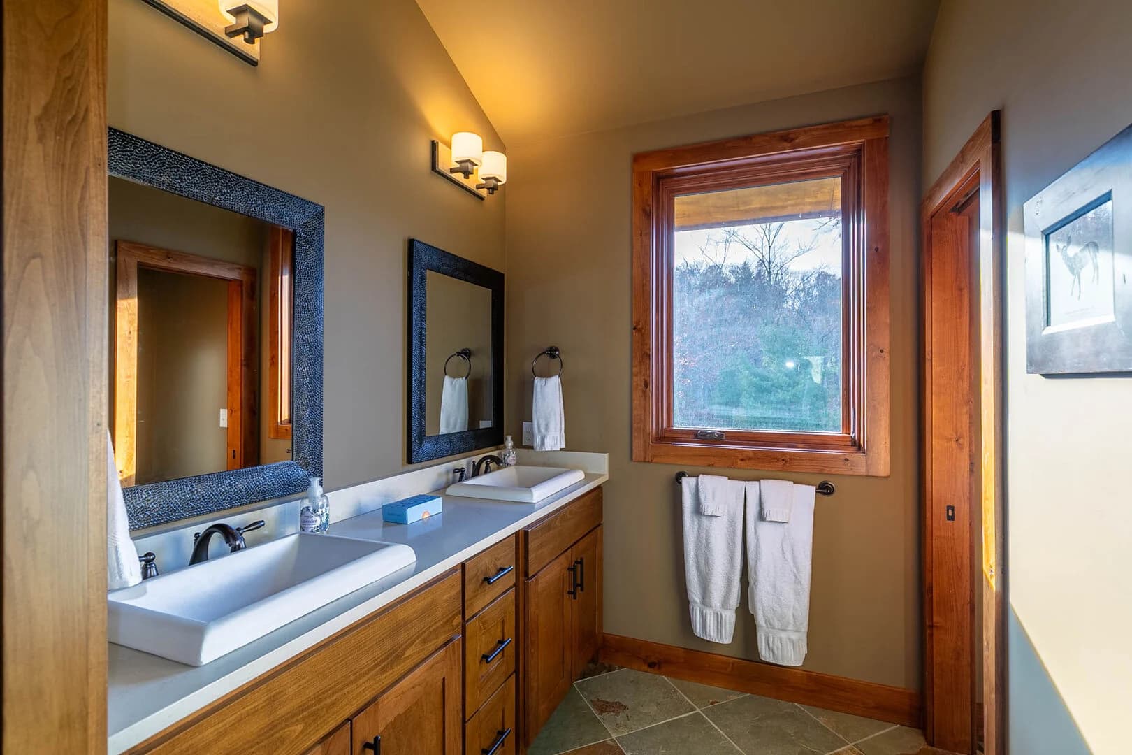 Bailey's Creek Lodge - Image 37