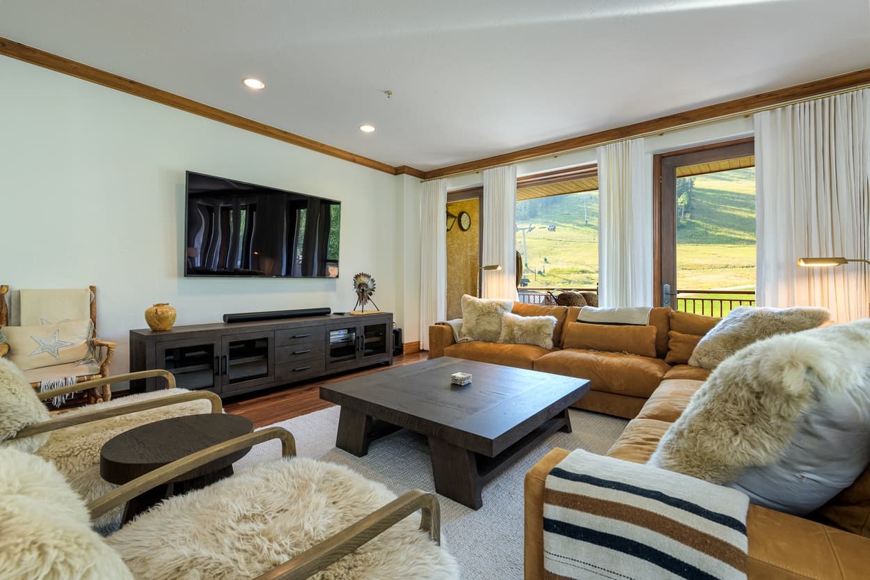 Sunshine Chalet at One Beaver Creek - Image 2