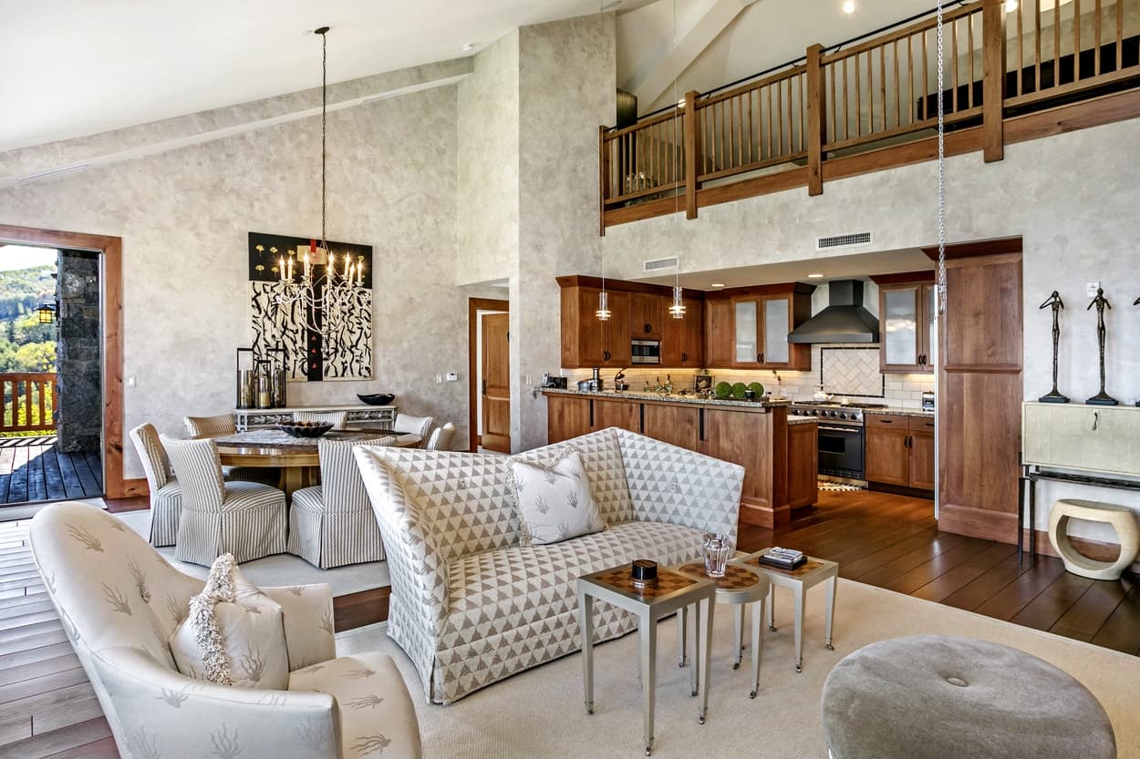 Snowflake Chateau At Hummingbird Lodge - Image 2