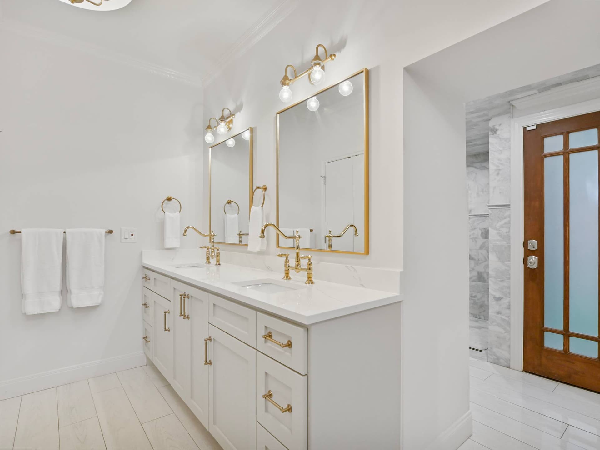 Escape on Lake Travis - Image 36