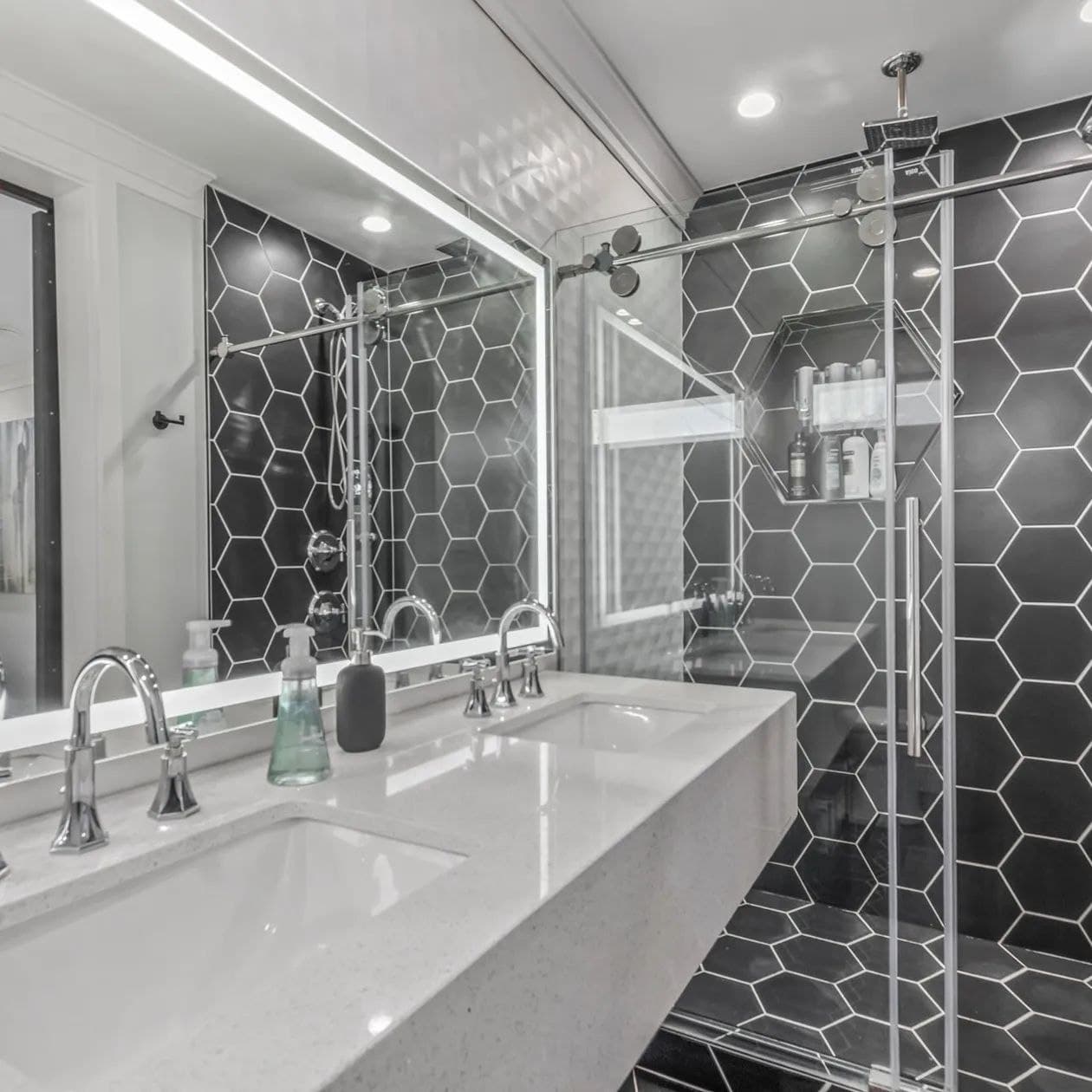 Sunset on 11th - Image 25