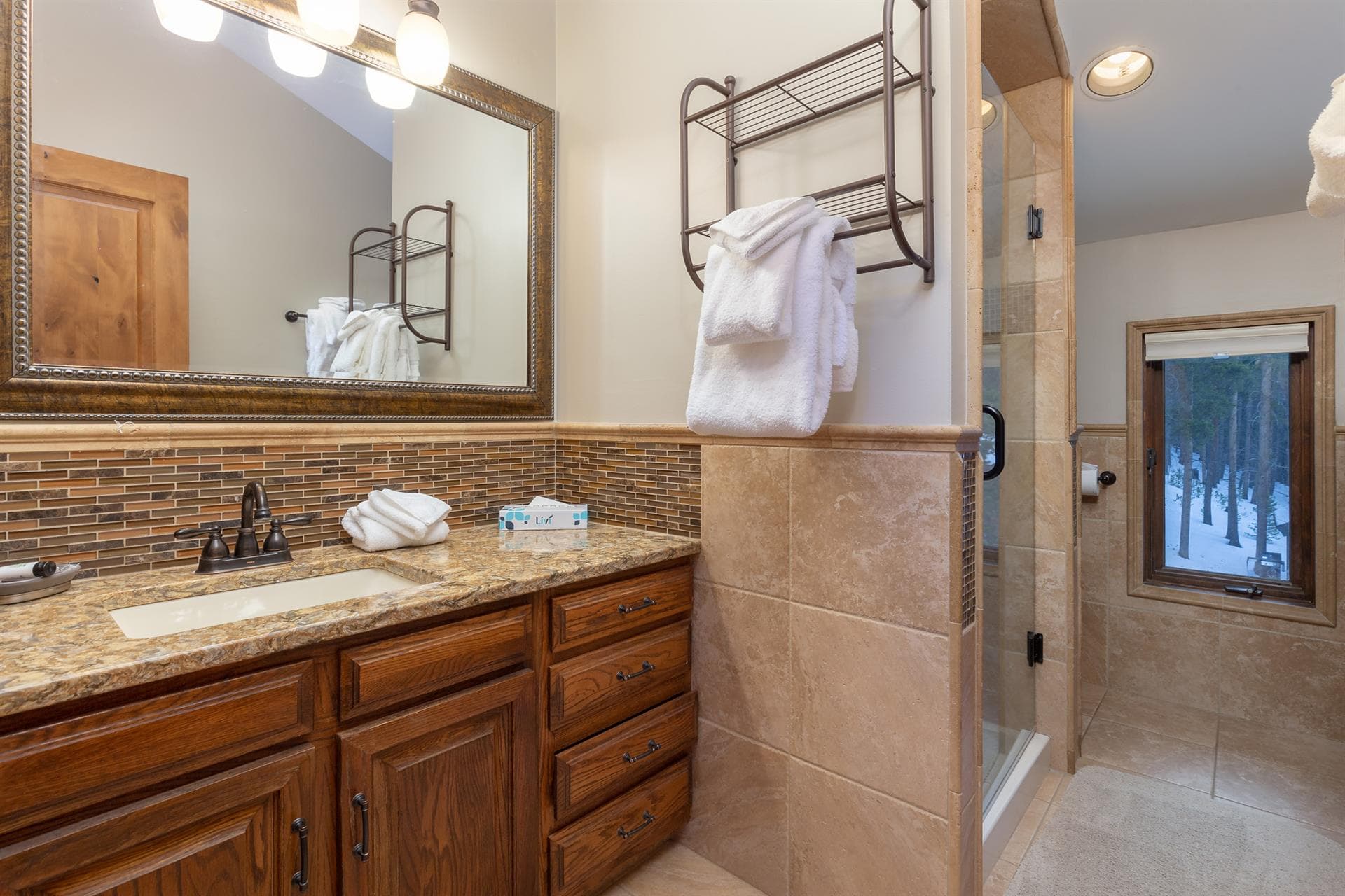 Crown Drive - Image 16