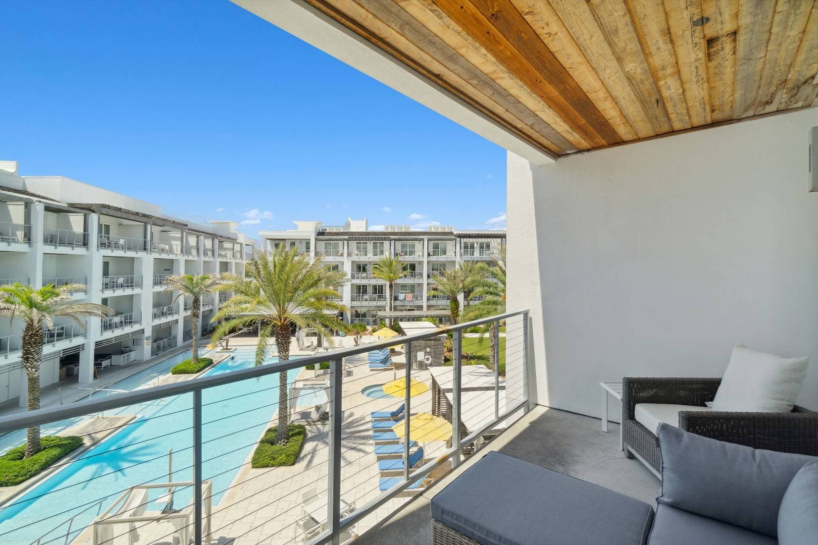 Pointe Residence - Image 16