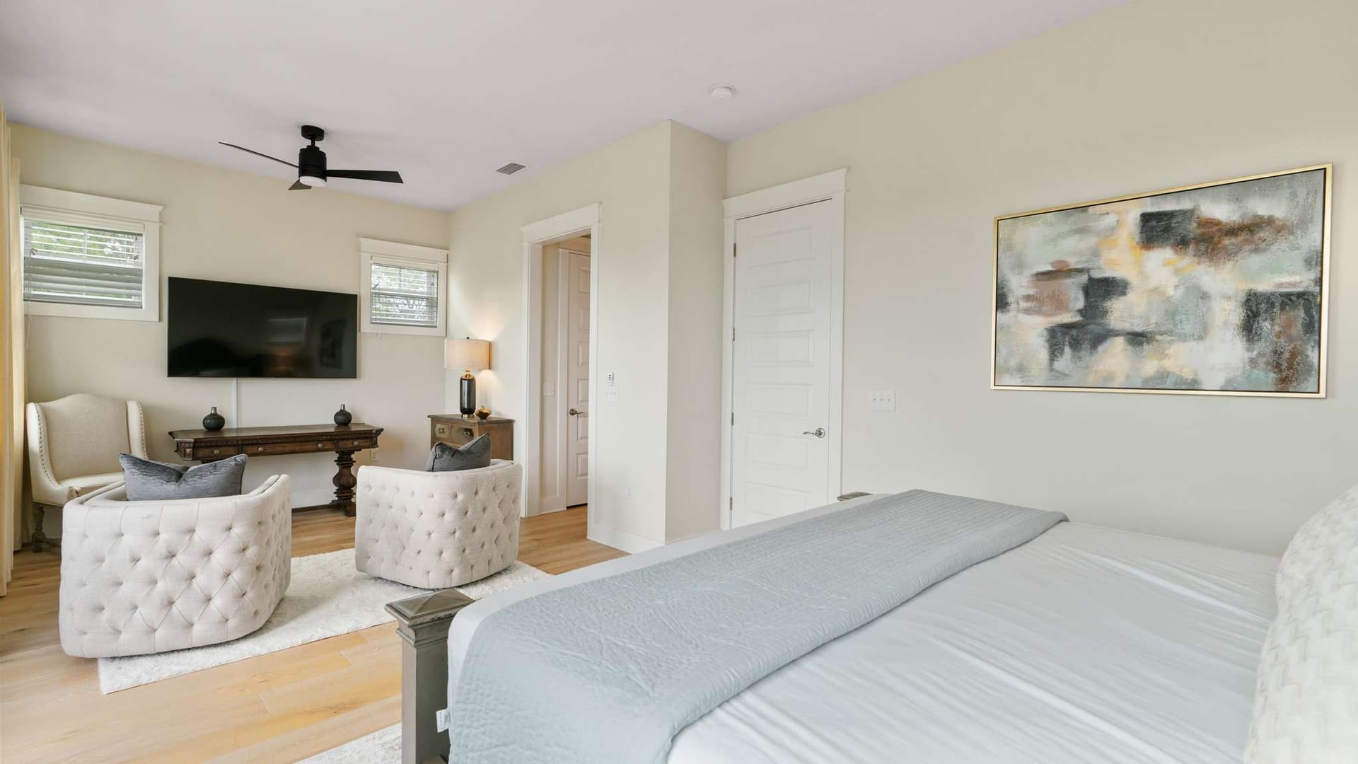 Grande Pointe Escape - Image 25