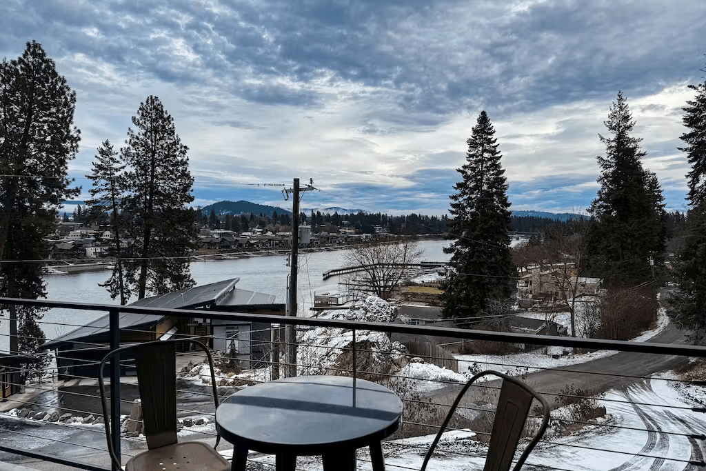 Spokane River Retreat - Image 24