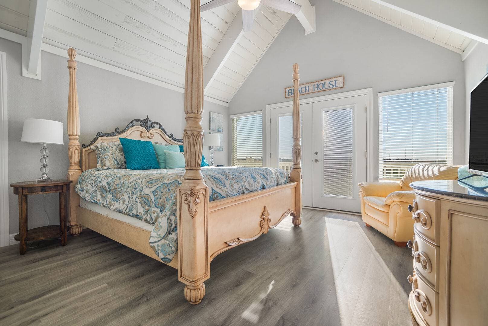 Aqua Dreams - Image 21