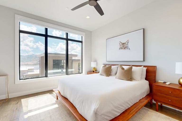 Luxury Hideout Overlook - Image 9