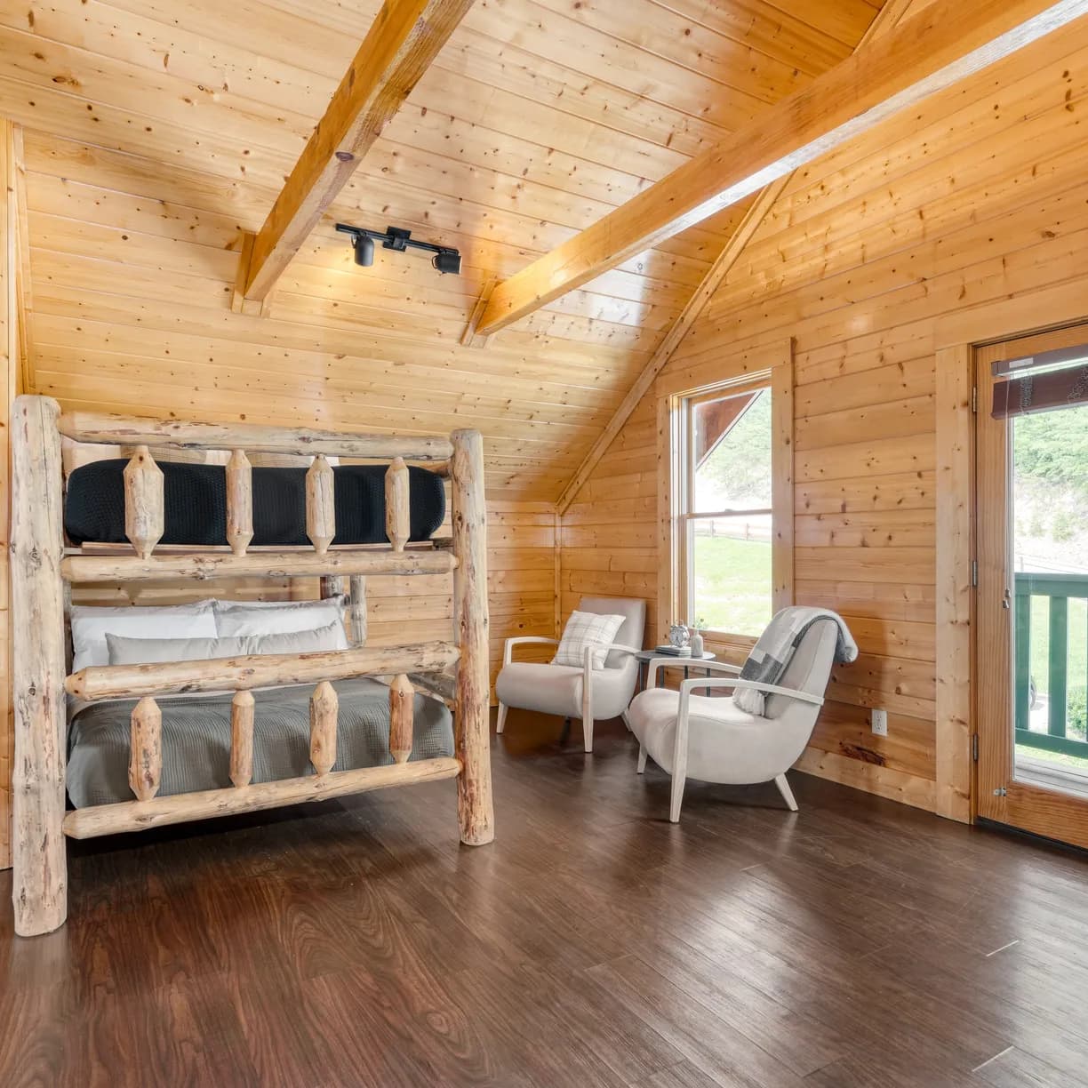 Delmont Manor - Image 31