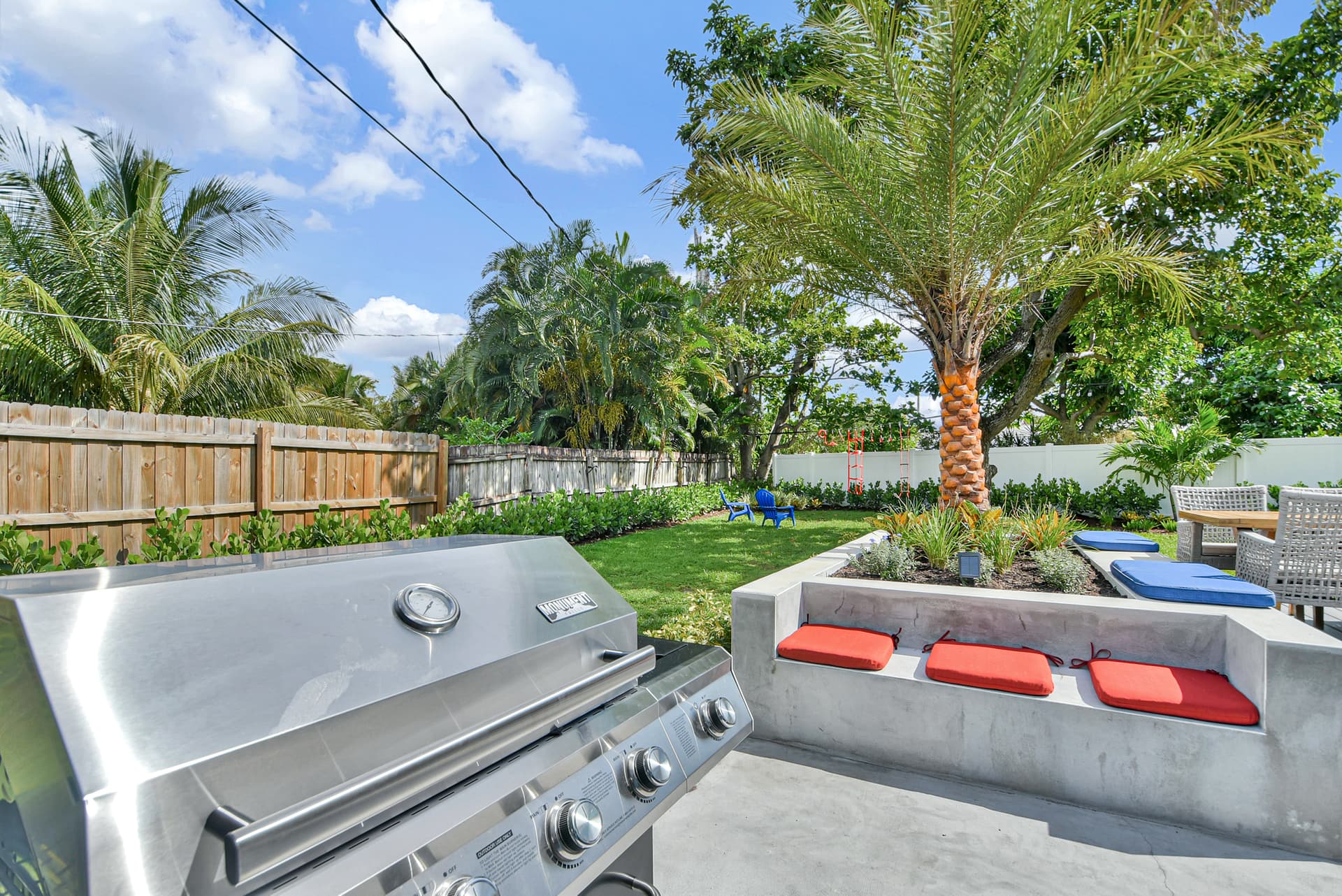 Bluebird House - Image 54