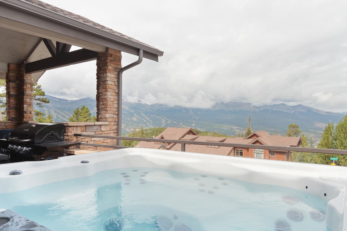 Mountain Vista Retreat - Image 31