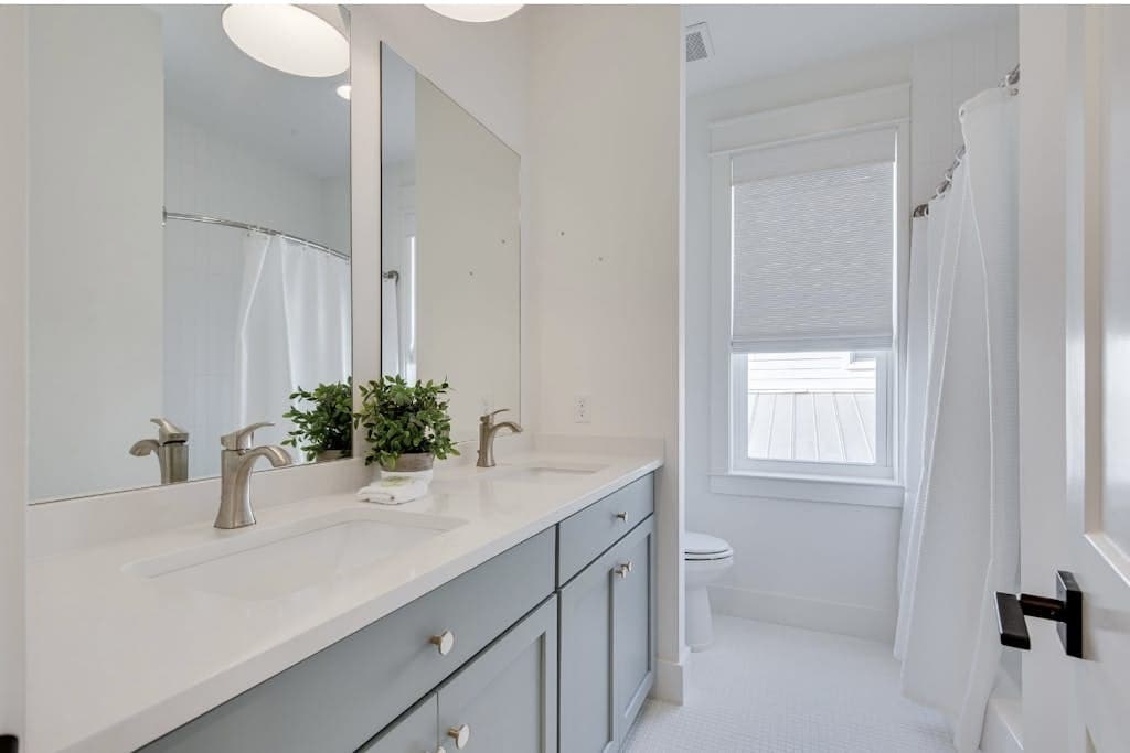 Shore Thing House - Image 24