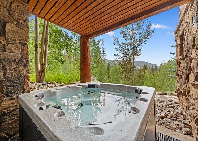 North Fork House - Image 2