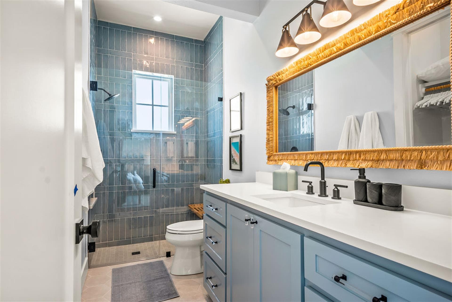 Blue Water Villa - Image 23